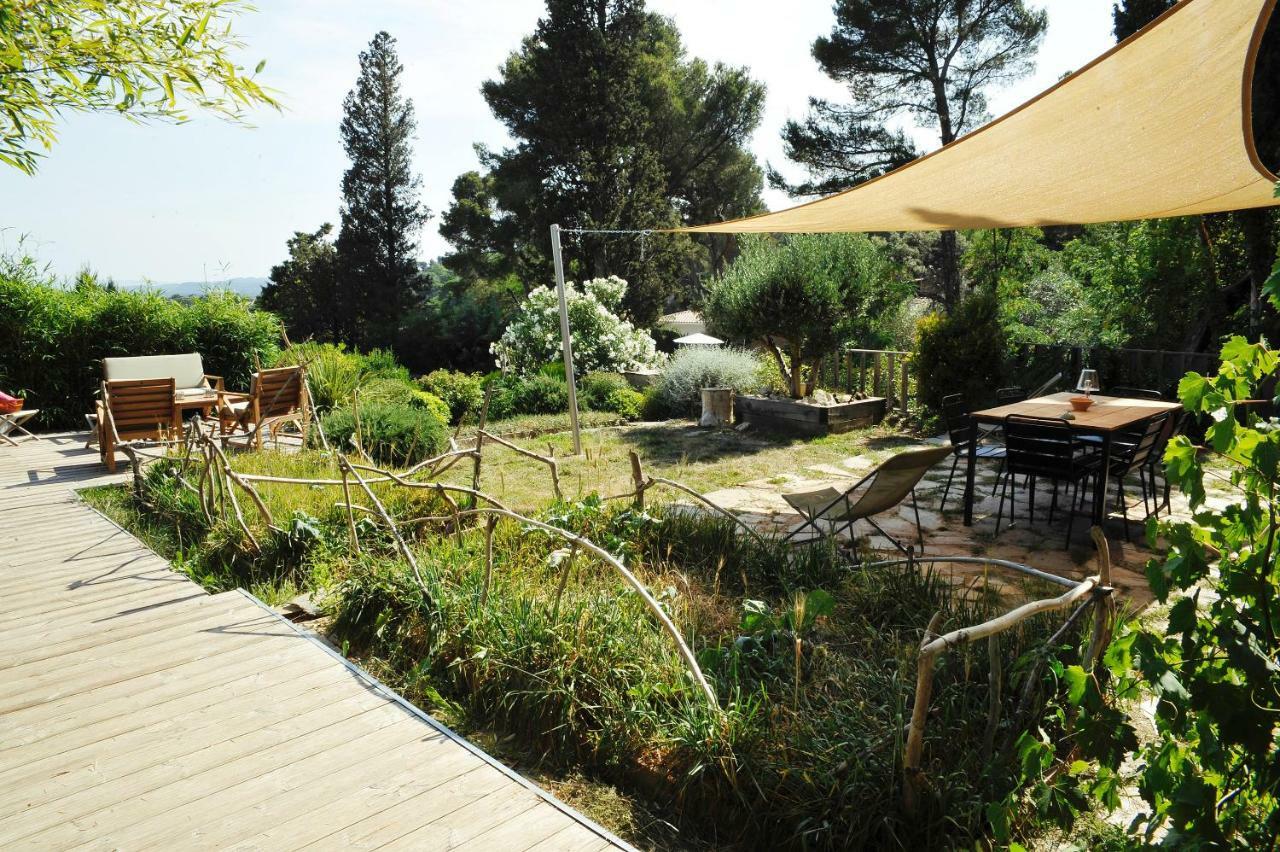 Maison d'architecte avec vue sur les Alpilles Villeneuve-lès-Avignon Extérieur photo